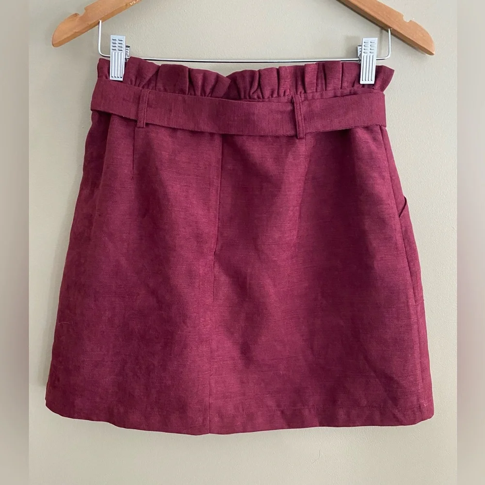 Main Strip: Maroon Skirt With Tie and Zipper
